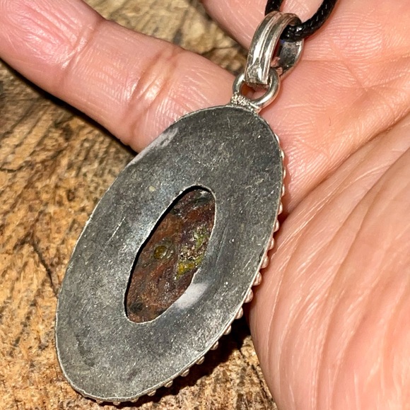 Petrified Wood Pendant 2 1/4” - Picture 12 of 13